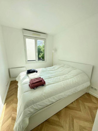 
                                                                                        Location
                                                                                         Beau 2P meublé 39m² refait à neuf et tout confort