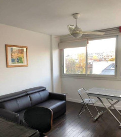 
                                                                                        Location
                                                                                         Beau 2P meublé 40m² belle vue sans vis-à-vis