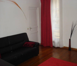 
                                                                                        Location
                                                                                         Beau 2P meublé 40m² rue Lamartine