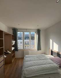 
                                                                                        Location
                                                                                         Beau 2P meublé 42m² entièrement rénové à neuf