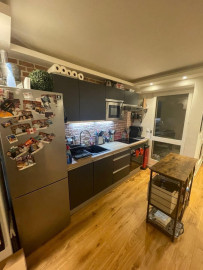 
                                                                                        Location
                                                                                         Beau 2P meublé 42m² refait à neuf avec balcon