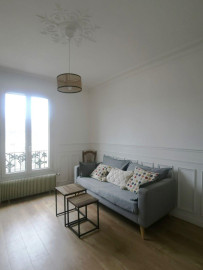 
                                                                                        Location
                                                                                         Beau 2P meublé 43m² face au Lycée Michelet