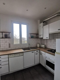 
                                                                                        Location
                                                                                         Beau 2P meublé 43m² face au Lycée Michelet