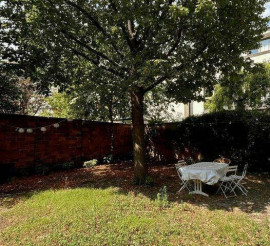 
                                                                                        Location
                                                                                         Beau 2P meublé 43m² lumineux et sans vis-à-vis