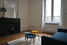 
                                                                                        Location
                                                                                         Beau 2P meublé 43m² proche de la Place Guichard