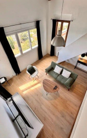 
                                                                                        Location
                                                                                         Beau 2P meublé 44m² face au Parc du centenaire