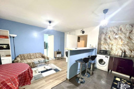 
                                                                                        Location
                                                                                         Beau 2P meublé 45m² à Colombes