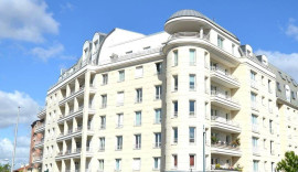 
                                                                                        Location
                                                                                         Beau 2P meublé 45m² avec ascenseur et parking
