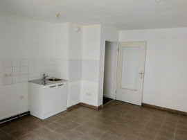 
                                                                                        Location
                                                                                         Beau 2P meublé 45m² avec balcon et parking