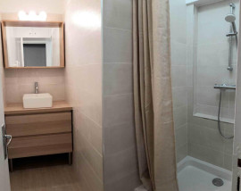 
                                                                                        Location
                                                                                         Beau 2P meublé 47m² avec balcon