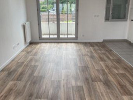 
                                                                                        Location
                                                                                         Beau 2P meublé 47m² avec grande terrasse