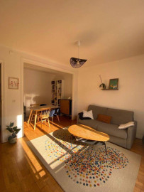 
                                                                                        Location
                                                                                         Beau 2P MEUBLE 48m²