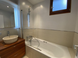 
                                                                                        Location
                                                                                         Beau 2P meublé 48m² rénové avec balcon