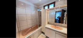 
                                                                                        Location
                                                                                         Beau 2P meublé 49m² lumineux et idéalement situé