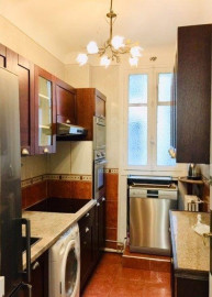 
                                                                                        Location
                                                                                         Beau 2P meublé 50m² porte des Ternes