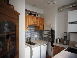 
                                                                                        Location
                                                                                         Beau 2P meublé 51m²