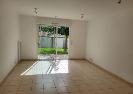 
                                                                                        Location
                                                                                         Beau 2P meublé 52m² avec jardin