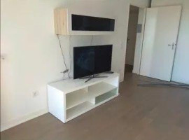 
                                                                                        Location
                                                                                         Beau 2P meublé 52m² avec vue sur parc