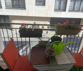 
                                                                                        Location
                                                                                         Beau 2P meublé 53m² refait à neuf