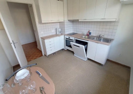 
                                                                                        Location
                                                                                         Beau 2P meublé 54m² dans résidence arborée