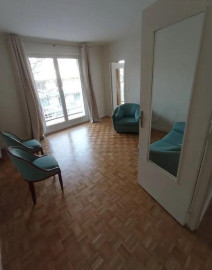 
                                                                                        Location
                                                                                         Beau 2P meublé 54m² dans résidence arborée