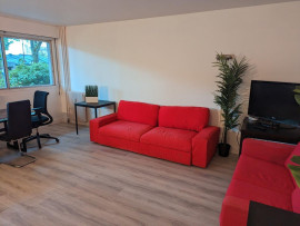 
                                                                                        Location
                                                                                         Beau 2P meublé 74m² dans un quartier calme