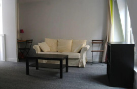 
                                                                                        Location
                                                                                         Beau 2P meublé charmant, calme et clair de 40m²
