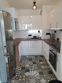 
                                                                                        Location
                                                                                         Beau 2P meublé de 45 m² avec balcon