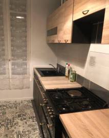 
                                                                                        Location
                                                                                         Beau 2P meublé situé au centre ville