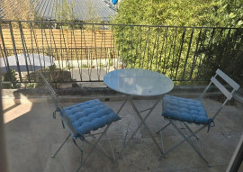 
                                                                                        Location
                                                                                         Beau 2P meublé + terrasse et jardin partagé 200m²