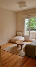 
                                                                                        Location
                                                                                         Beau 2P refait à neuf, entièrement meublé 45m²