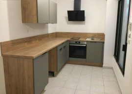 
                                                                                        Location
                                                                                         Beau 2P rénové 42m² avec terrasse de 5m²