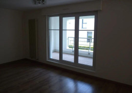 
                                                                                        Location
                                                                                         Beau 3/4P 92m² au calme avec terrasse