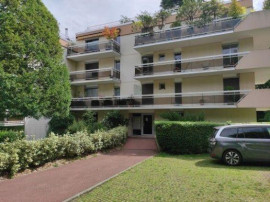 
                                                                                        Location
                                                                                         Beau 3 pièces 69m² avec terrasse + parking