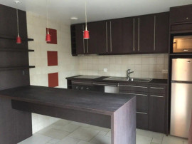 
                                                                                        Location
                                                                                         Beau 3 pièces meublé 77m² + jardin 80m² + terrasse