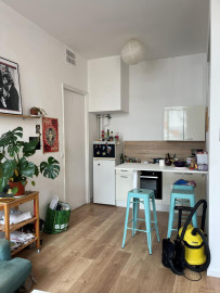 
                                                                                        Location
                                                                                         Beau 3P 49m² meublé