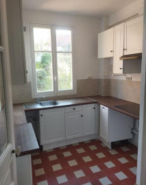 
                                                                                        Location
                                                                                         Beau 3P 51m² lumineux et calme