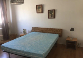 
                                                                                        Location
                                                                                         Beau 3P 58m² meublé proche Fac des Tanneurs