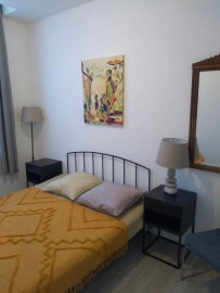 
                                                                                        Location
                                                                                         Beau 3P 60m² intra muros bail jusqu'au 25 juin