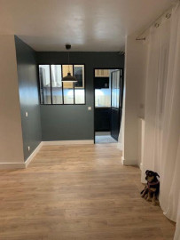 
                                                                                        Location
                                                                                         Beau 3P 61m² refait à neuf et très lumineux