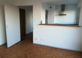 
                                                                                        Location
                                                                                         Beau 3P 63m² avec balcon
