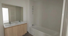 
                                                                                        Location
                                                                                         Beau 3P 68m² avec terrasse de 13m²