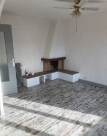 
                                                                                        Location
                                                                                         Beau 3P 70m² avec balcon secteur BAJATIERE