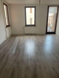 
                                                                                        Location
                                                                                         Beau 3P 77 m2 Neudorf rue de saint die