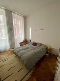 
                                                                                        Location
                                                                                         Beau 3P 78m²  Lyon 1er