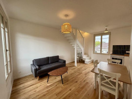 
                                                                                        Location
                                                                                         Beau 3P 81m² entièrement rénové Quartier Bac