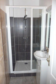 
                                                                                        Location
                                                                                         Beau 3P atypique traversant 68m² avec terrasse