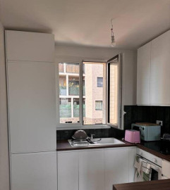 
                                                                                        Location
                                                                                         Beau 3P meublé 45m² refait à neuf