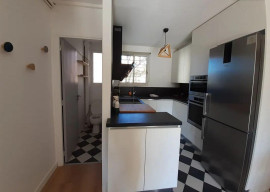 
                                                                                        Location
                                                                                         Beau 3P meublé 49m² entièrement rénové