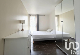 
                                                                                        Location
                                                                                         Beau 3P meublé 53m²